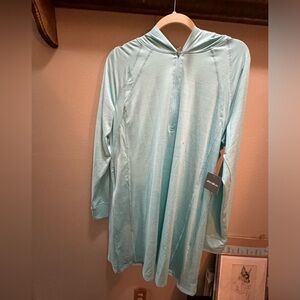 Eddie Bauer, size XL, NWT, 3/4 zip with hood, lightweight, and soft